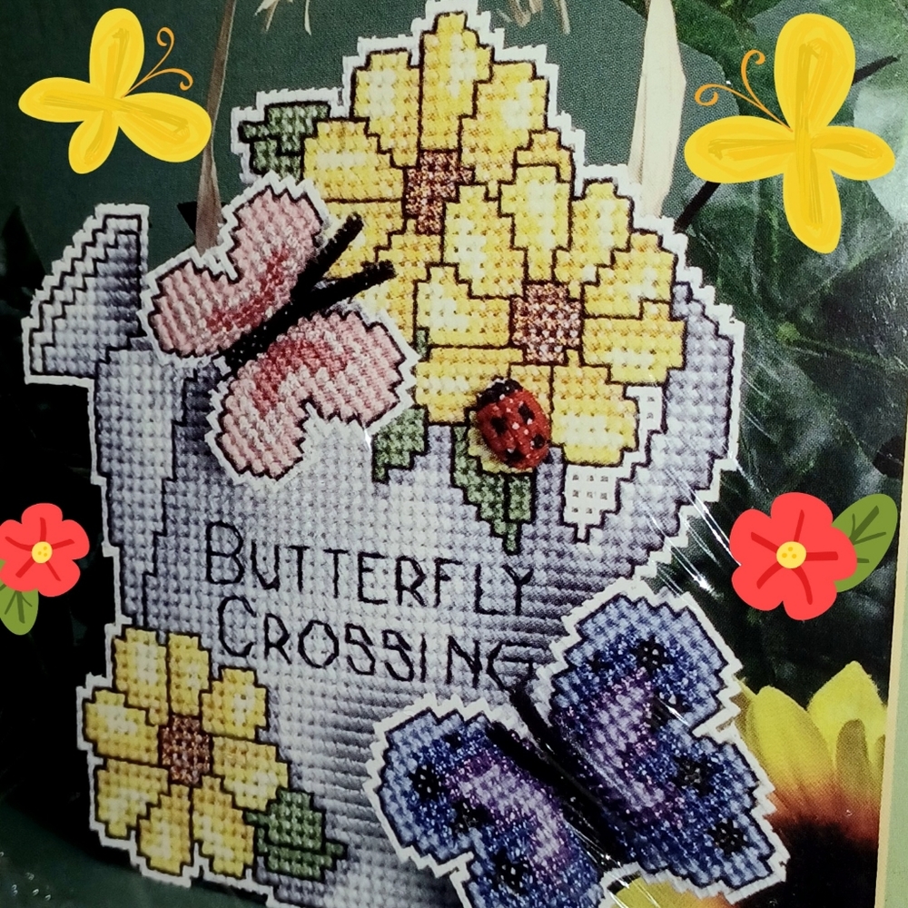 🌷3/$20🌷Vintage "Shape-It" 3-D Butterfly Embroidery Kit